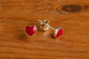 Pendientes Amor en Plata de Ley –  Corazón pequeño con abalón, nácar, coral y ónix