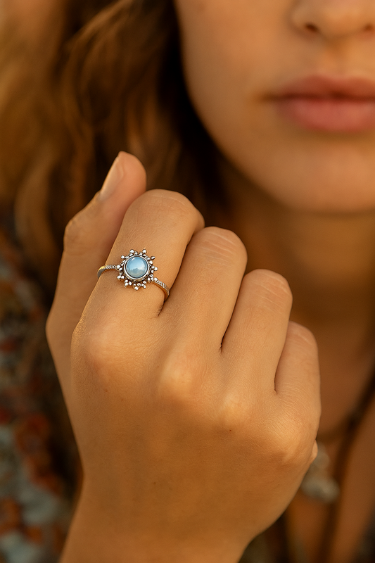 Anillo Marisol en Plata de Ley 925 con Cuarzo – Elegancia Natural