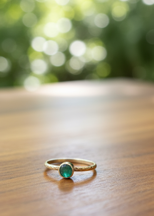 Anillo Vega Esmeralda