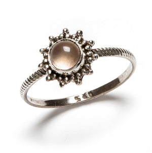 Anillo Marisol en Plata de Ley 925 con Cuarzo – Elegancia Natural