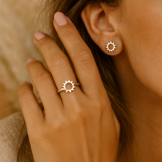 Anillo Sol en Plata de Ley 925 - Minimalista y Boho Chic