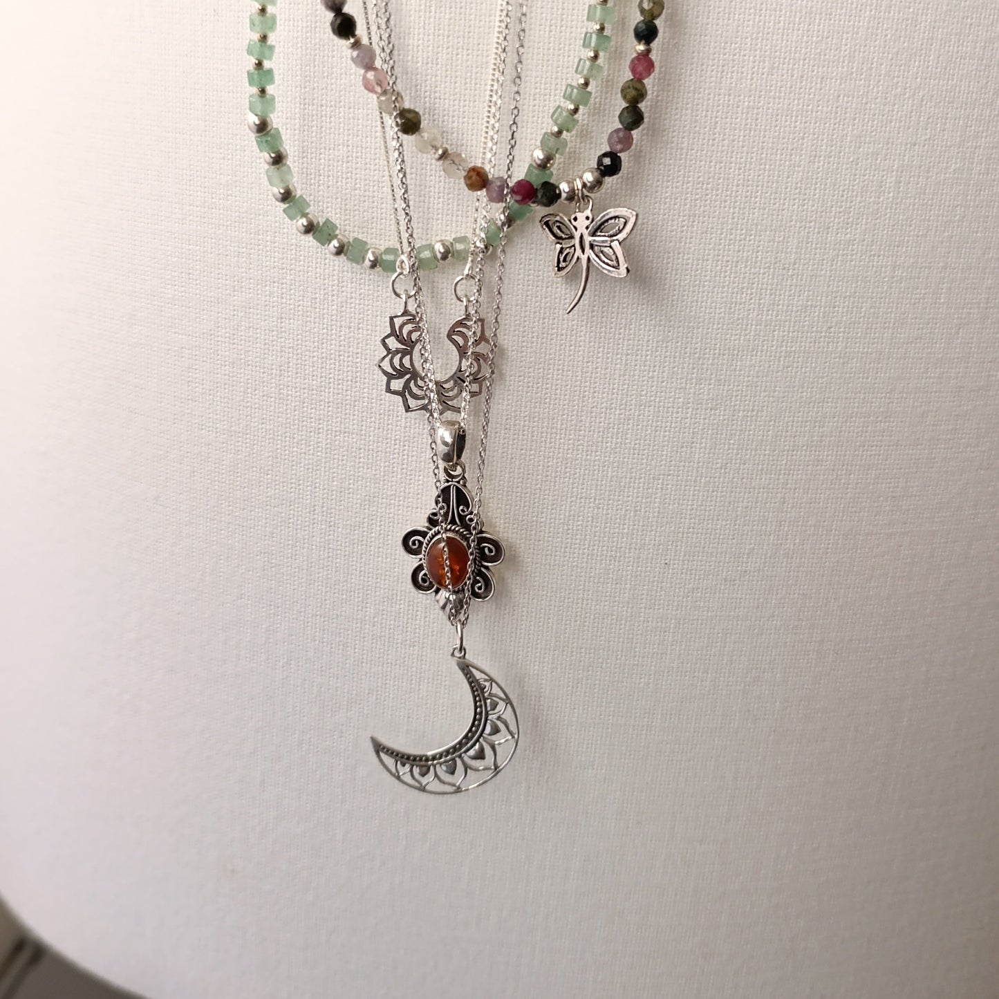 Collar Lareila